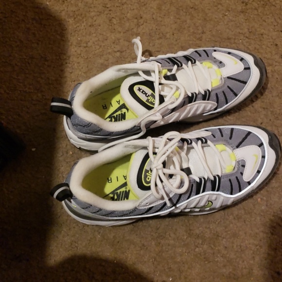 Air maxx - Picture 2 of 5